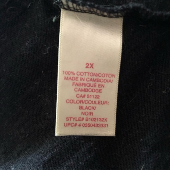 B.U.M. Black Tee with adjustable sleeves - Picture 7 of 8